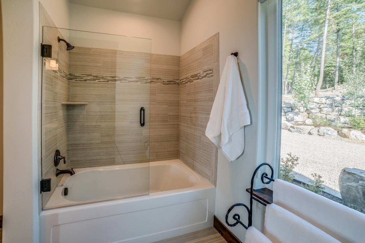 Shower & Tub Installation in Martinez